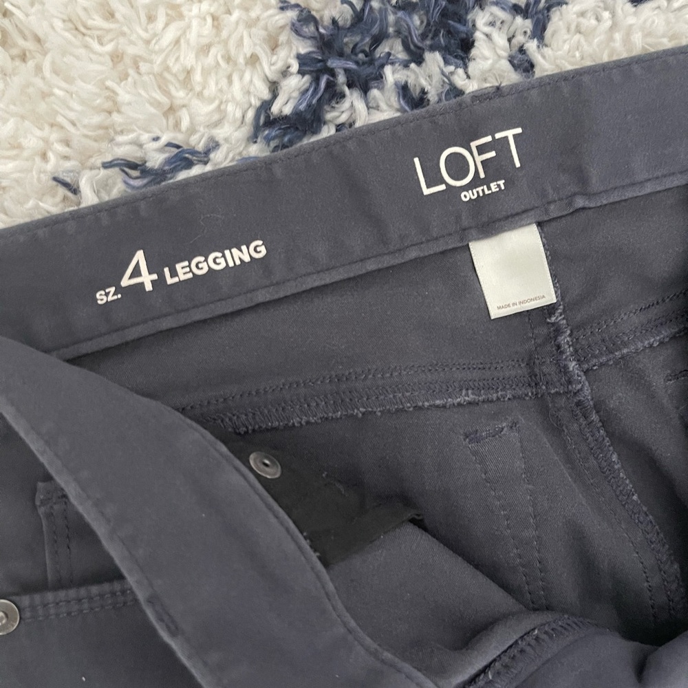 Loft super soft legging size 4